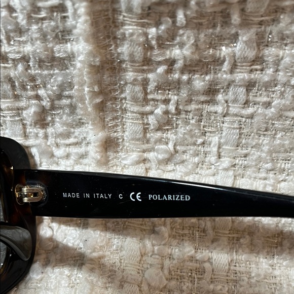 Authentic Chanel Tortoise & black temples Sunglasses 5322-A c.714/S8 polarized - Picture 5 of 6